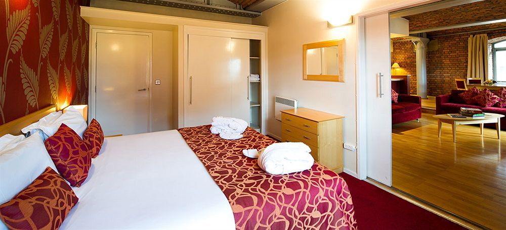 The Place Aparthotel Manchester Exterior foto